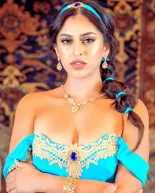 26 साल की उम्र में एडल्ट स्टार Sophia Leone की मौत: अपार्टमेंट में मिली थी बेहोश 4 Sophia Leone